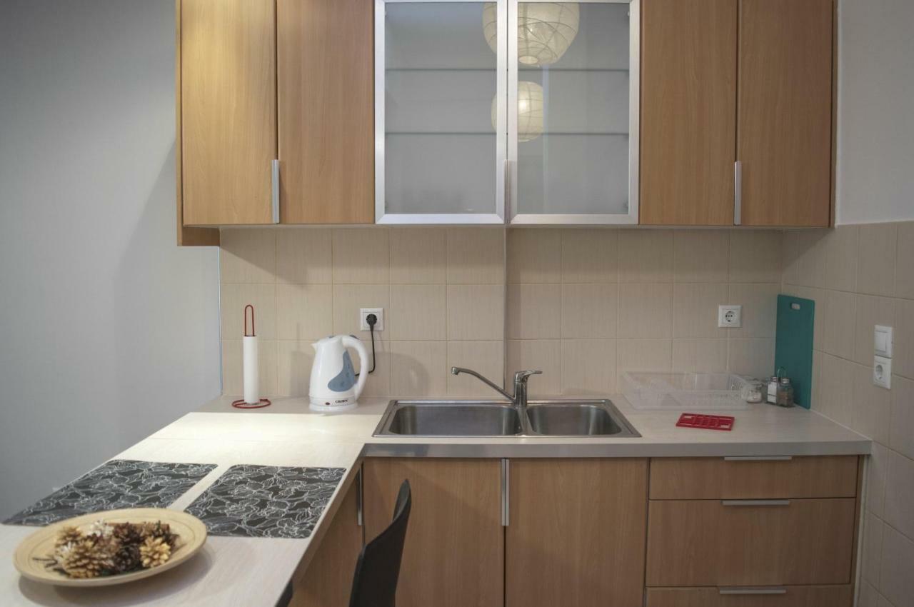 Modern Apartment, Excellent And Vibrant Location!! Афіни Екстер'єр фото